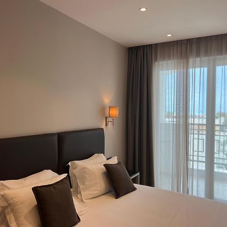 Coastline Luxury Apart Hotel 格勒姆 外观 照片