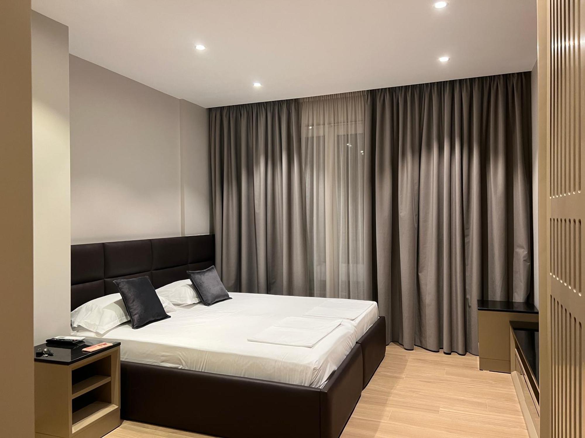Coastline Luxury Apart Hotel 格勒姆 外观 照片
