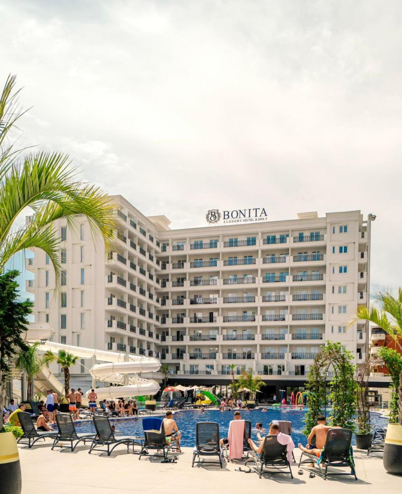 Coastline Luxury Apart Hotel 格勒姆 外观 照片
