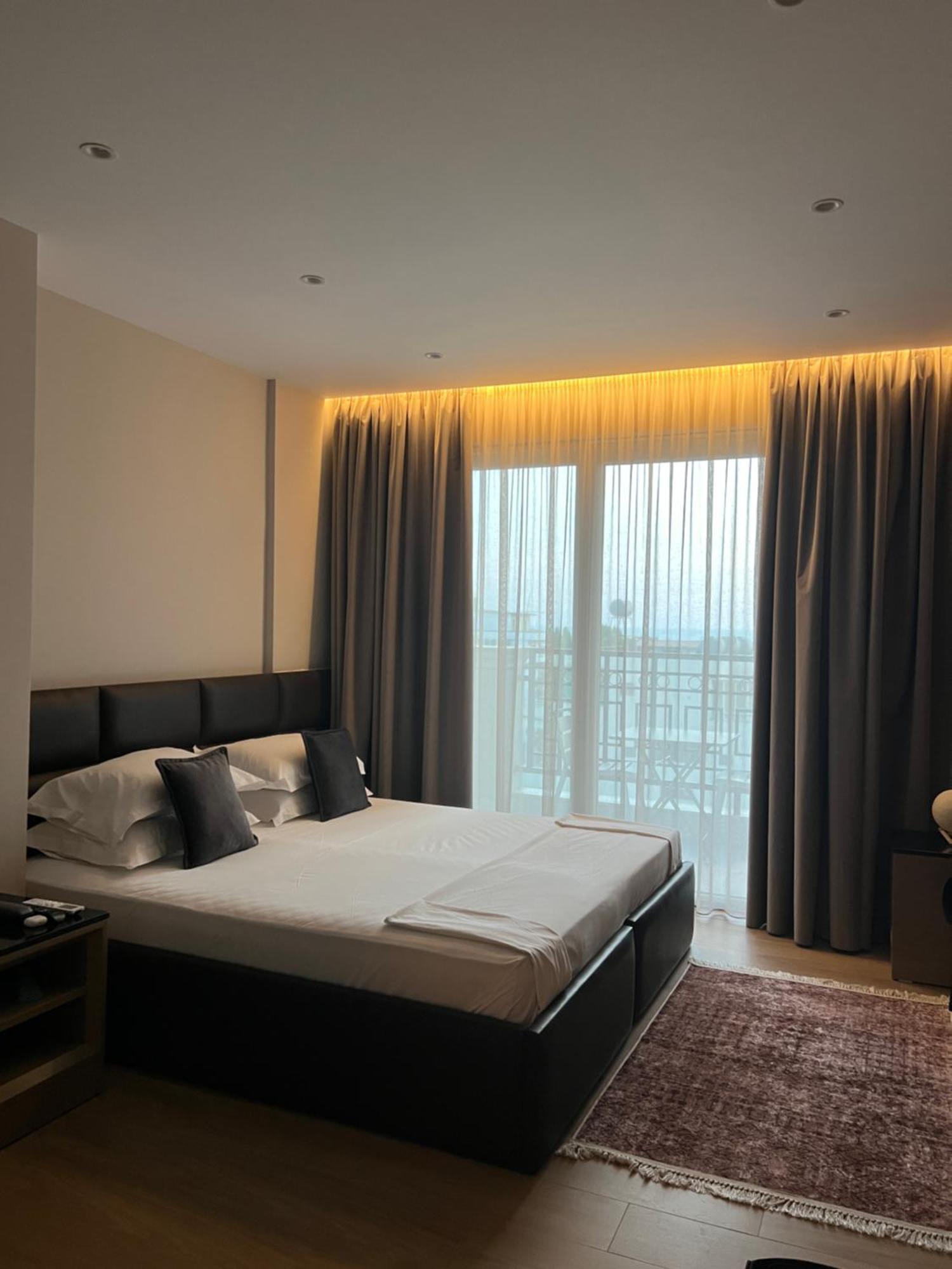 Coastline Luxury Apart Hotel 格勒姆 外观 照片