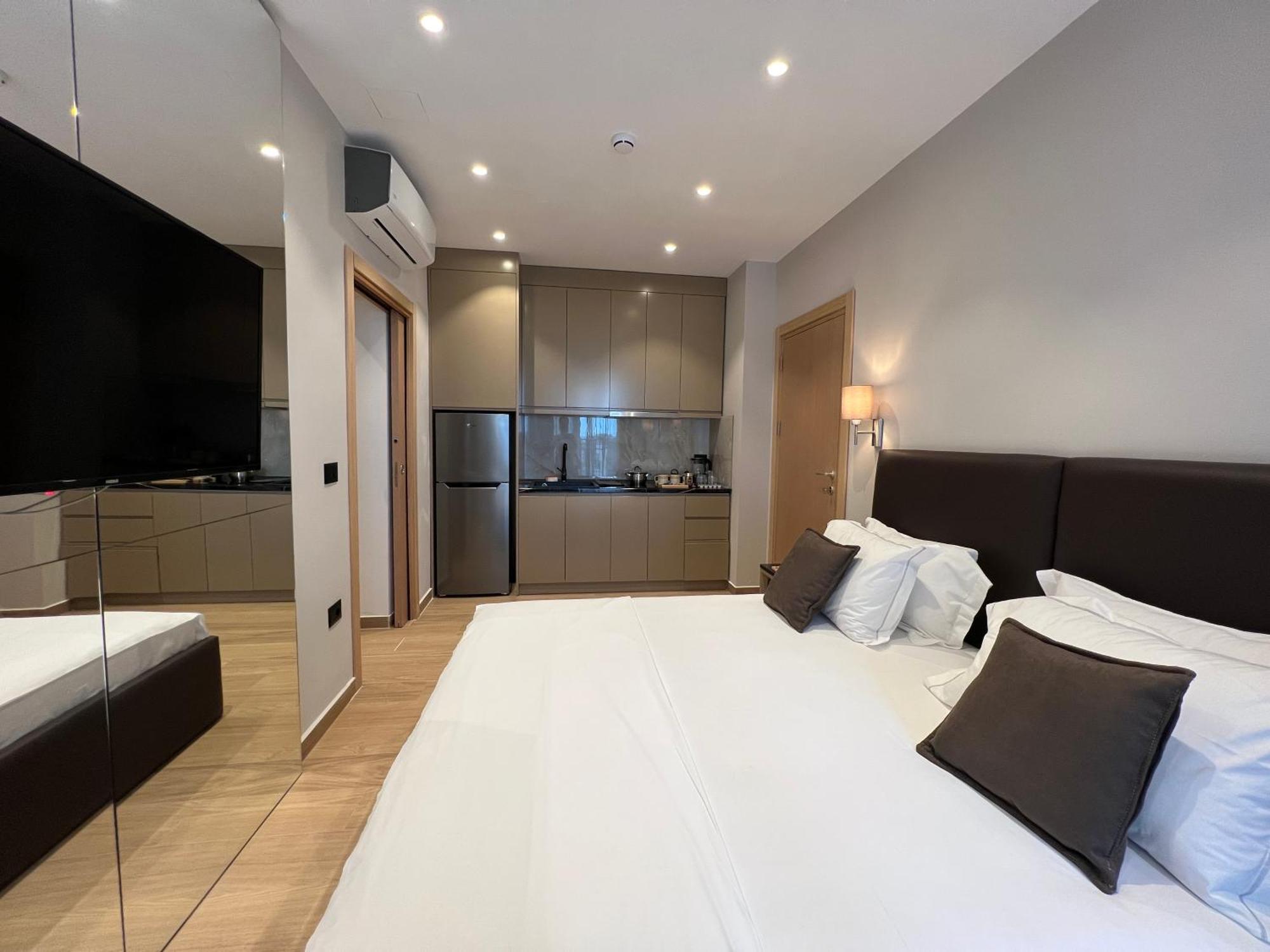 Coastline Luxury Apart Hotel 格勒姆 外观 照片