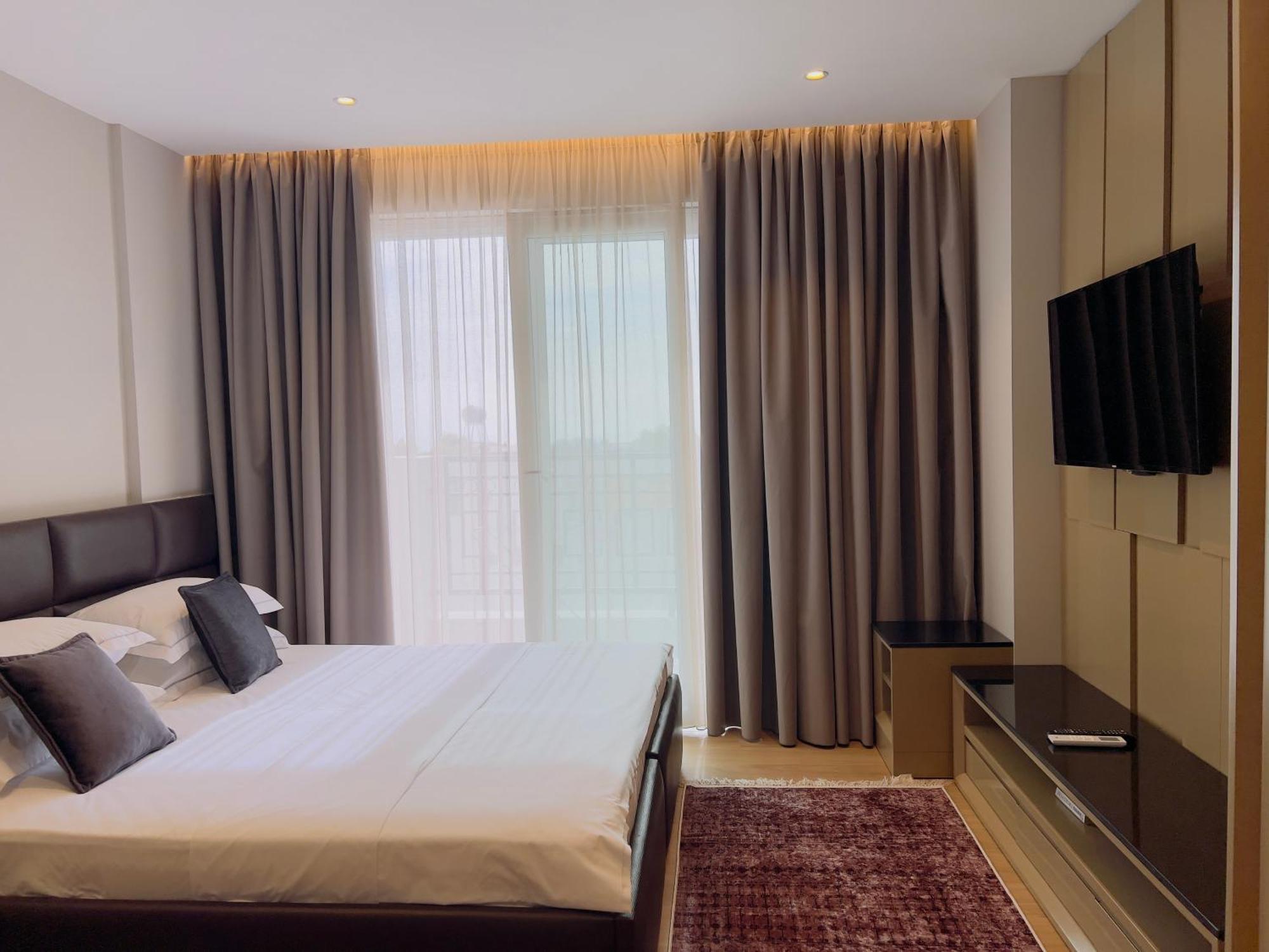 Coastline Luxury Apart Hotel 格勒姆 外观 照片
