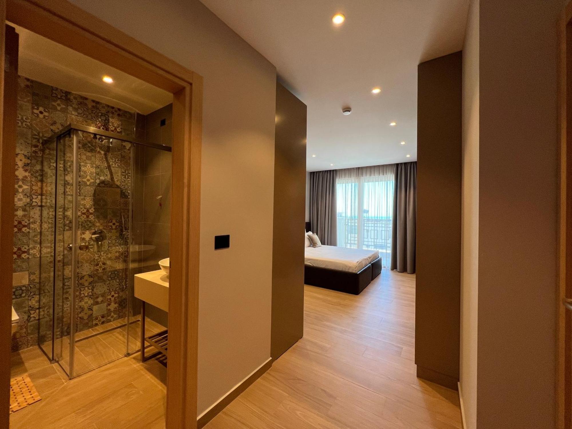 Coastline Luxury Apart Hotel 格勒姆 外观 照片