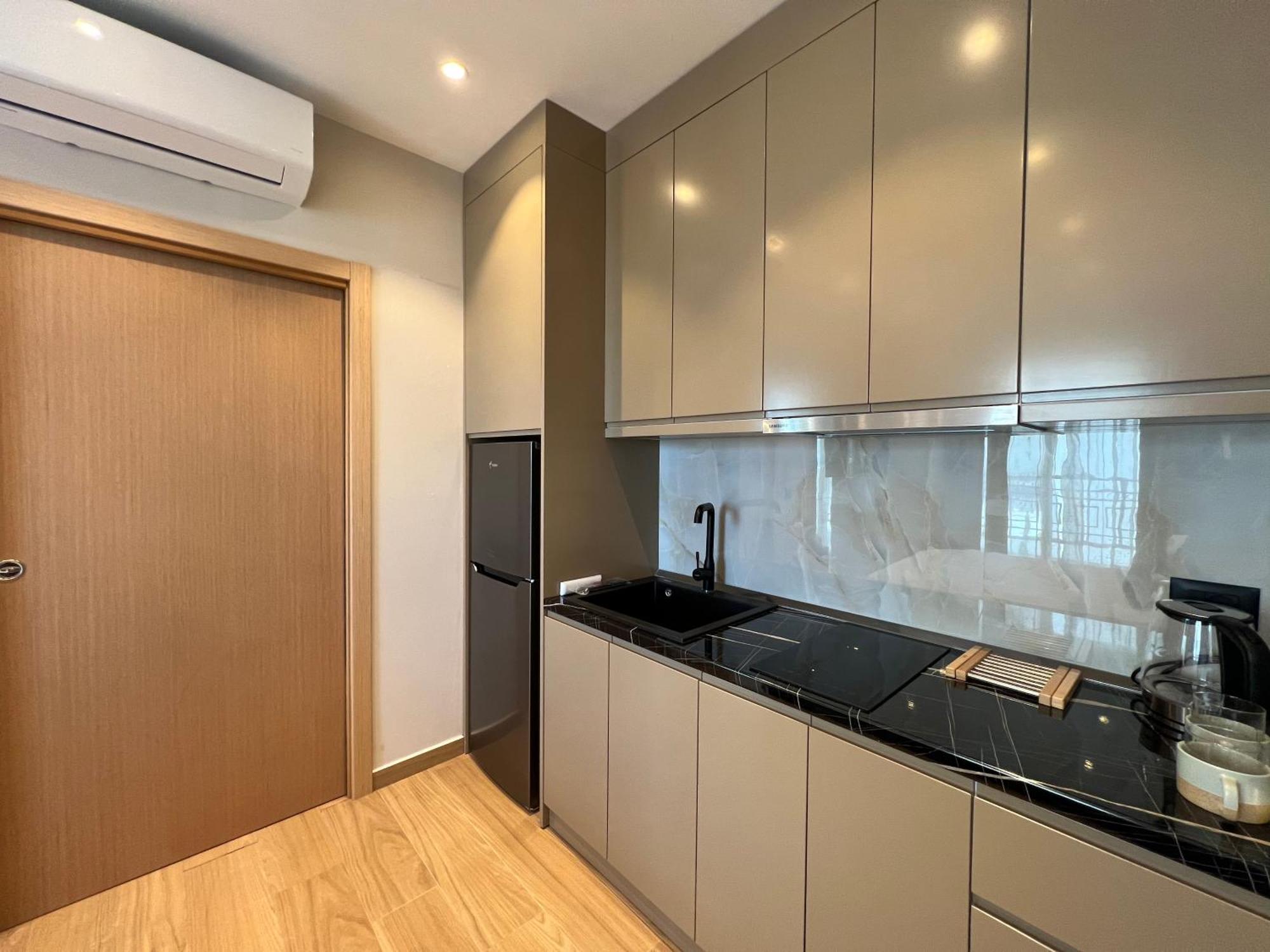 Coastline Luxury Apart Hotel 格勒姆 外观 照片