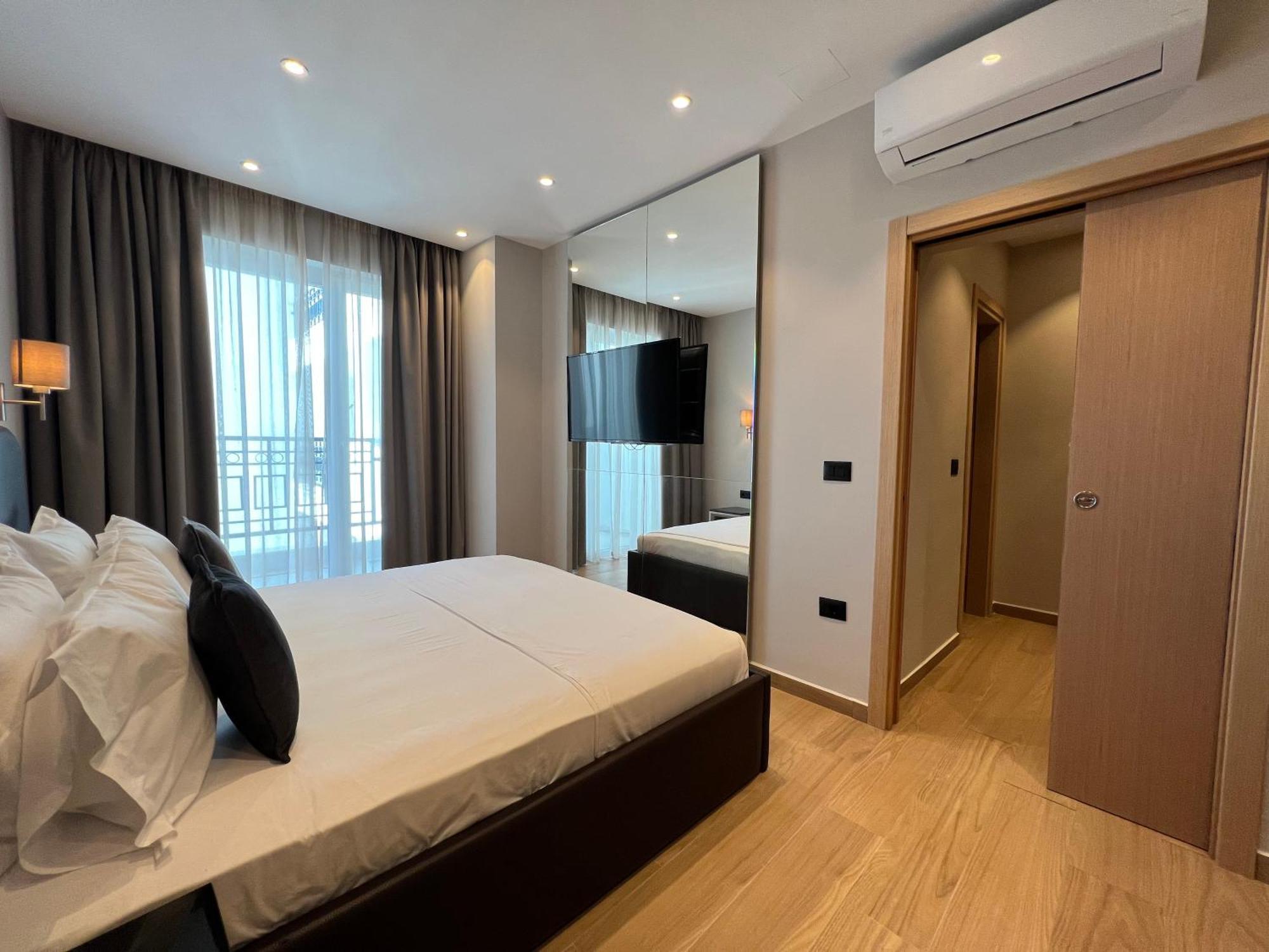 Coastline Luxury Apart Hotel 格勒姆 外观 照片